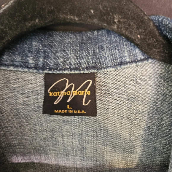 Classic Blue Denim Jacket - Picture 1 of 5